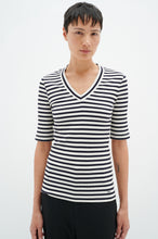 Lade das Bild in den Galerie-Viewer, InWear Dagna Striped V-Shirt
