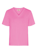 Lade das Bild in den Galerie-Viewer, Gritt V-Neck Shirt
