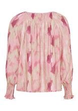 Lade das Bild in den Galerie-Viewer, Rose gemusterte Bluse mit Raffung am Rundhalsausschnitt und geschmocktem Ärmelabschluss, Wunderwerk Oldenburg
