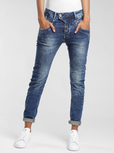 Lade das Bild in den Galerie-Viewer, 94Marge Slim Fit Jeans
