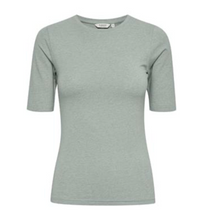 Lade das Bild in den Galerie-Viewer, Pamila T-Shirt
