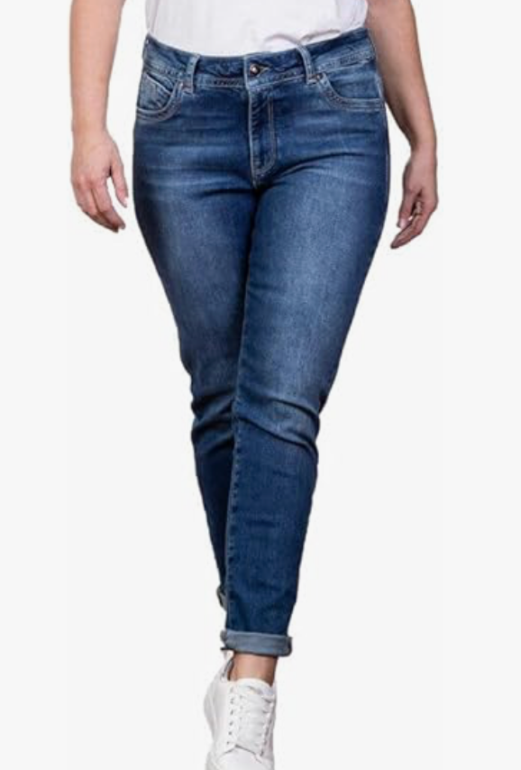 Lily Straight Fit Jeans