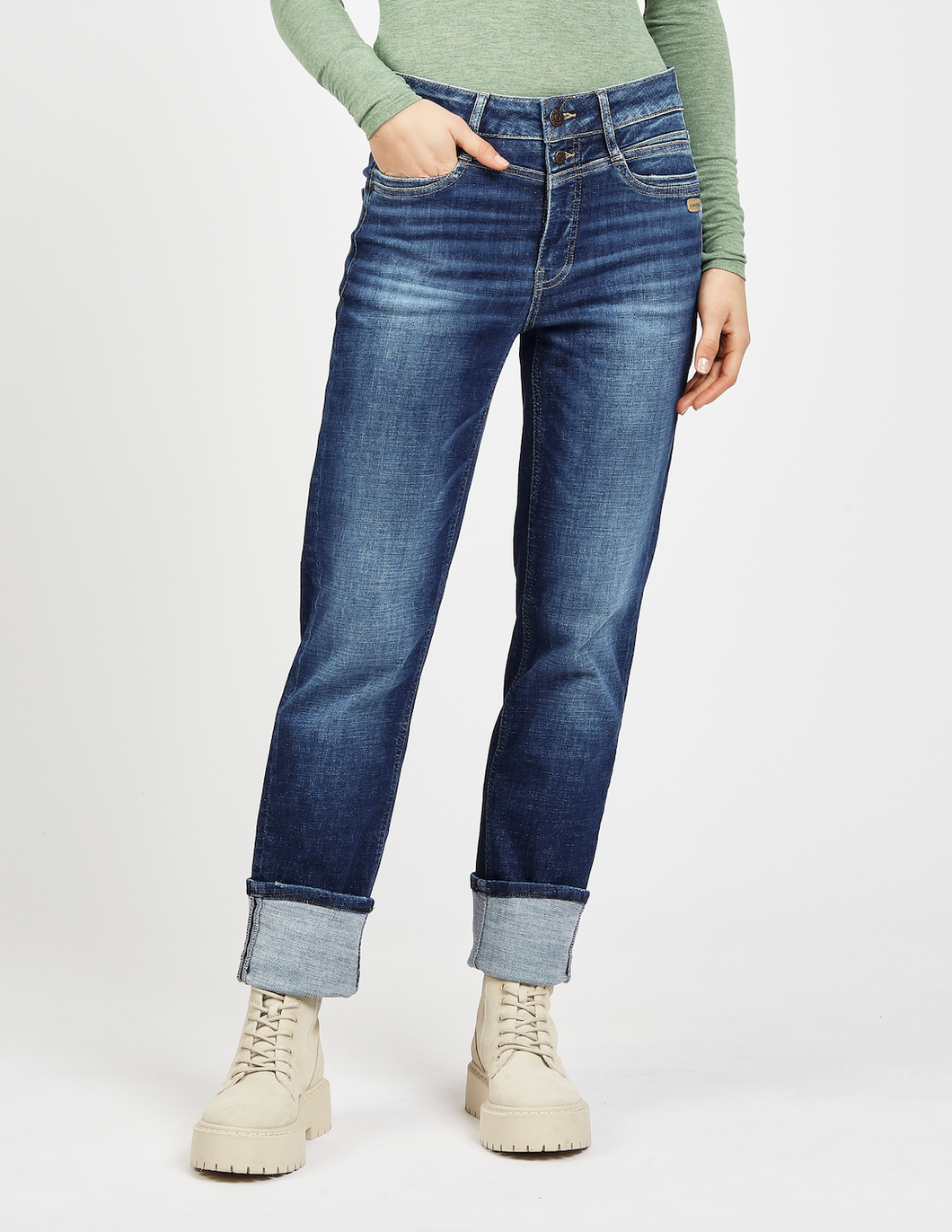 94Stacy Straight Fit Jeans