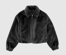 Lade das Bild in den Galerie-Viewer, Nohr Faux Fur Jacke
