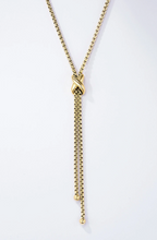 Lade das Bild in den Galerie-Viewer, Kette &quot;Amé Knoten&quot;
