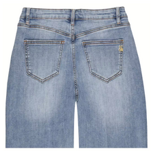 Lade das Bild in den Galerie-Viewer, Long Beach Jeans
