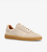 Lade das Bild in den Galerie-Viewer, Signal Pulse Sneaker

