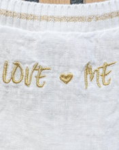 Lade das Bild in den Galerie-Viewer, Leinenshirt "LOVE ME"
