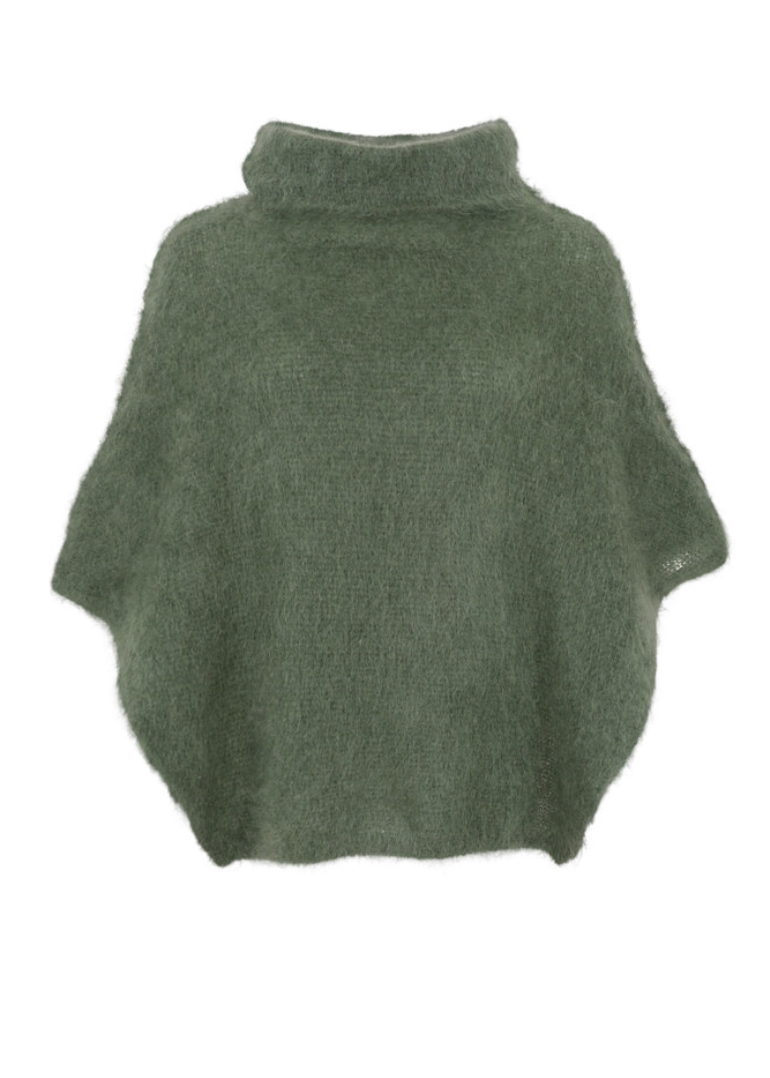 Olivgrüner Poncho mit Rollkragen aus Mohair Wunderwerk Oldenburg