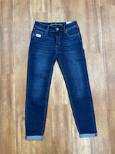 Lade das Bild in den Galerie-Viewer, Blue Monkey Hannah Jeans 32er Länge darkblue denim Wunderwerk Oldenburg
