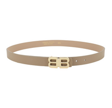 Lade das Bild in den Galerie-Viewer, taupefarbener Ledergürtel mit goldener BB Schließe, Wunderwerk Oldenburg
