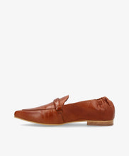Lade das Bild in den Galerie-Viewer, Shoedesign Copenhagen Lucy Slipper
