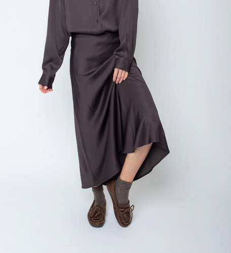 Langer Satin Viskose Rock in dunkelbraun, Wunderwerk Oldenburg1