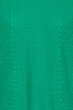 Lade das Bild in den Galerie-Viewer, Grobstrickpullover mit Rundhalsausschnitt in grün Wunderwerk Oldenburg
