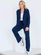 Lade das Bild in den Galerie-Viewer, Short Blazer
