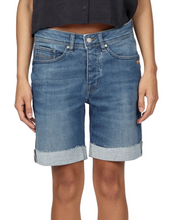 Lade das Bild in den Galerie-Viewer, kurze boyfriend Shorts Jeans Wunderwerk Oldenburg
