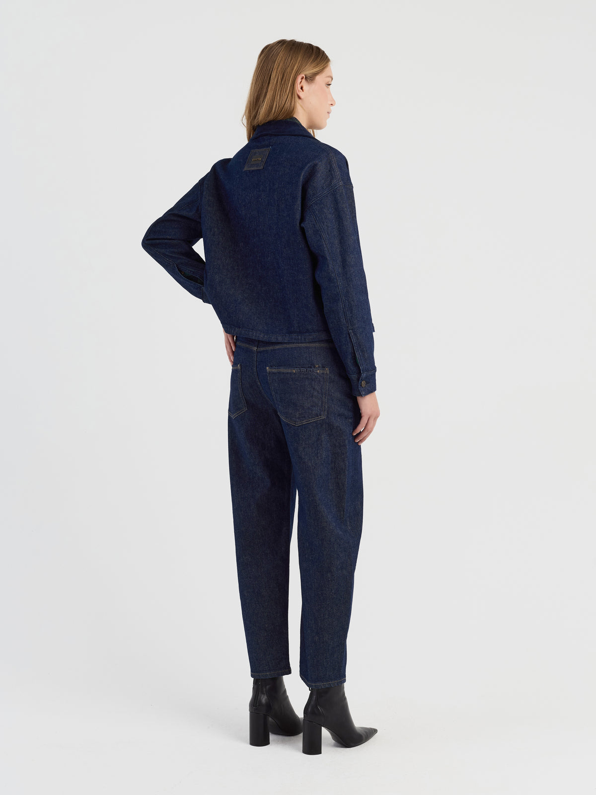 Dunkelblaue Jeansjacke mit Cordkragen Wunderwerk Oldenburg