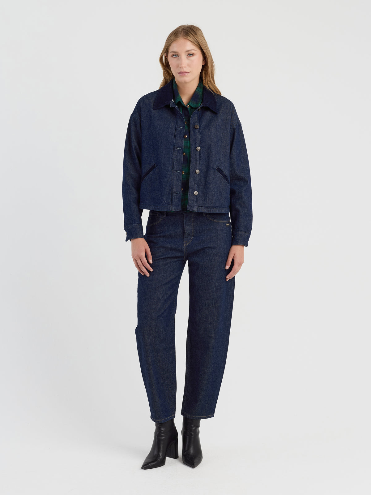 Dunkelblaue Jeansjacke mit Cordkragen Wunderwerk Oldenburg