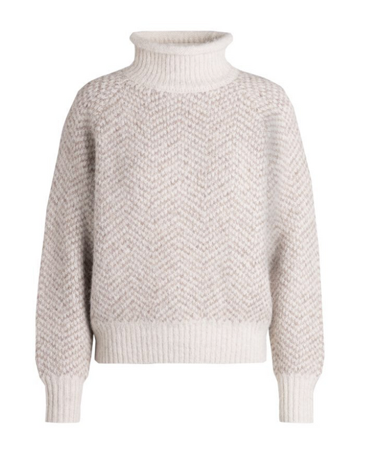beigefarbener Pullover mit Turtelneck Kragen Wunderwerk Oldenburg