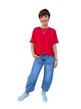Lade das Bild in den Galerie-Viewer, Lara T-Shirt
