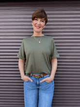 Lade das Bild in den Galerie-Viewer, Lara T-Shirt
