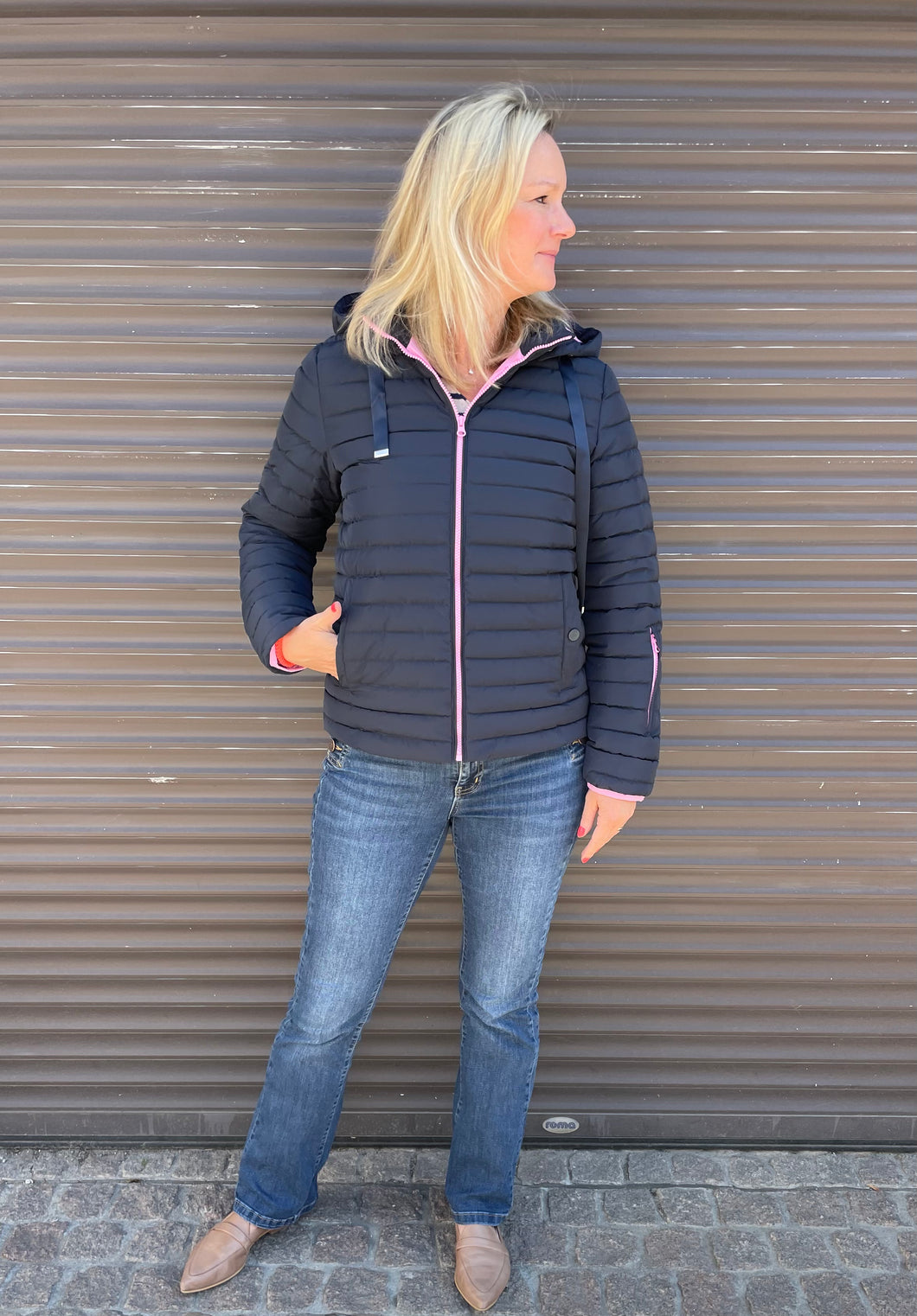 Steppjacke mit Kapuze