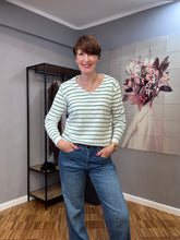 Lade das Bild in den Galerie-Viewer, Annemi Lene - Ringelkuss
