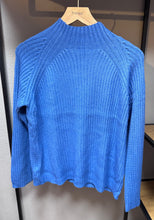 Lade das Bild in den Galerie-Viewer, Pullover Soft Rib
