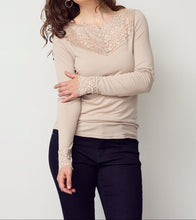 Lade das Bild in den Galerie-Viewer, Isay Dee Lace Shirt
