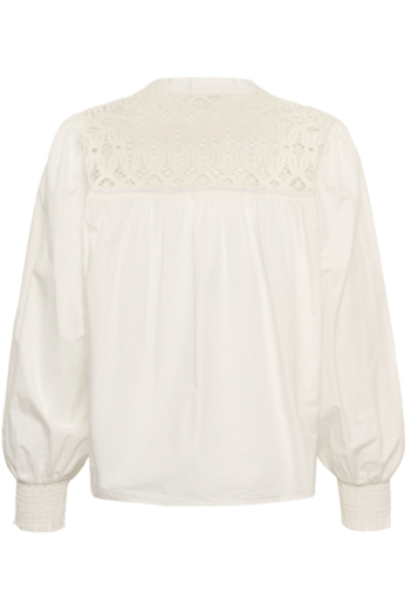 Bluse in offwhite mit kleinem Stehkragen und gesmoktem Ärmelabschluss sowie feminem Details auf der Rückseite Wunderwerk Oldenburg