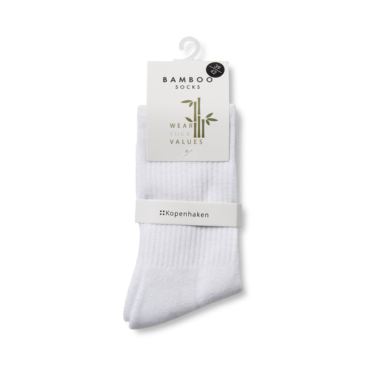 Weisse Bambus-Socken mit feiner Rippstruktur und elastischem Bund, Wunderwerk Oldenburg