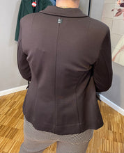 Lade das Bild in den Galerie-Viewer, Brauner klassischer Blazer mit Knopfverschuss, Wunderwerk Oldenburg
