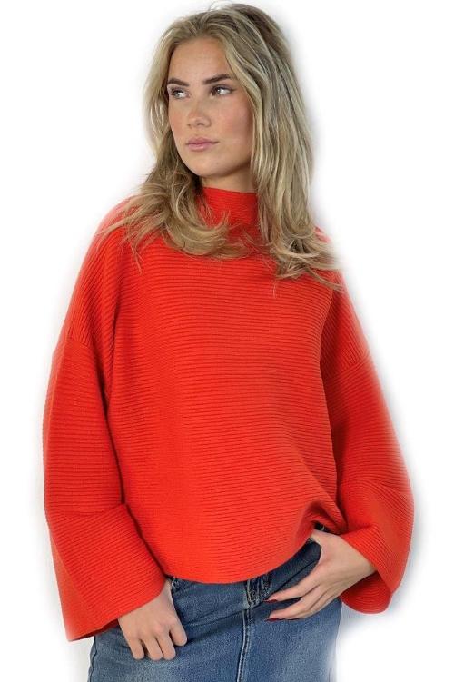 Luxzuz_Viskose_Pullover_orange_Wunderwerk_Oldenburg3