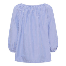 Lade das Bild in den Galerie-Viewer, Blaue weiß gestreifte Bluse mit V-Ausschnitt und orangefarbenen floralen Akzenten auf der Vorderseite, Wunderwerk Oldenburg
