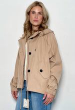Lade das Bild in den Galerie-Viewer, Windbreaker oversize
