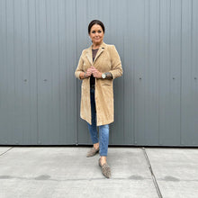 Lade das Bild in den Galerie-Viewer, ANNEMi Cordmantel
