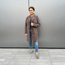 Lade das Bild in den Galerie-Viewer, ANNEMi Cordmantel
