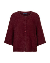 Lade das Bild in den Galerie-Viewer, Flauschige Strickjacke mit Rundhalsausschnitt, 3/4-Ärmeln und kurzer Passform Wunderwerk Oldenburg
