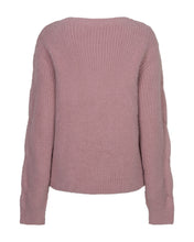 Lade das Bild in den Galerie-Viewer, Zopfmusterpullover in Rosenholz mit Rundhals Wunderwerk Oldenburg
