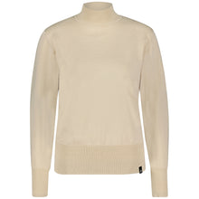 Lade das Bild in den Galerie-Viewer, Turtelneck Pullover in Feinstrick in der Farbe lightcamel, Wunderwerk Oldenburg
