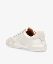 Lade das Bild in den Galerie-Viewer, Signal Pulse Sneaker

