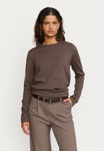 Lade das Bild in den Galerie-Viewer, Marla Pullover
