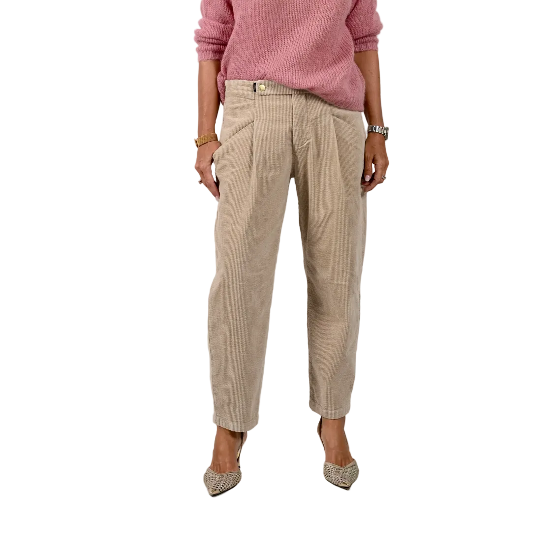 Cordhose in Beige mit Bundfalten und locker zulaufendem Bein, Wunderwerk Oldenburg