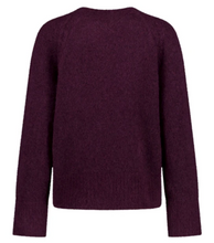 Lade das Bild in den Galerie-Viewer, Auberginefarbener Wollpullover mit Rundhals und langen Ärmeln Wunderwerk Oldenburg
