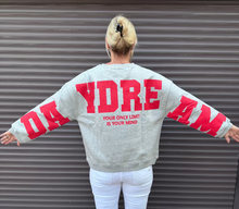 Lade das Bild in den Galerie-Viewer, Sweater Daydream
