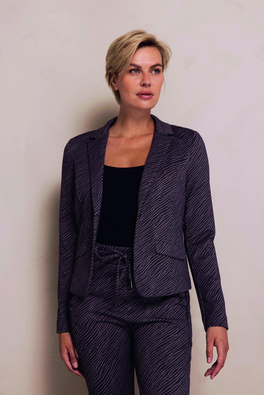 Blazer in grau mit zebra Design Wunderwerk Oldenburg