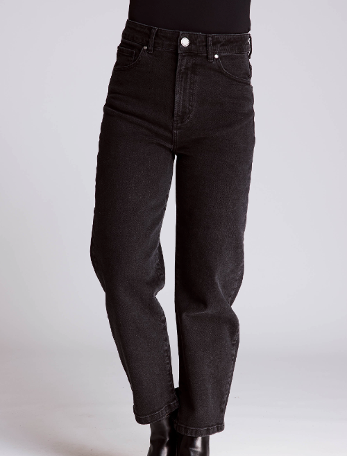 Schwarze knöchellange Jeans mit konisch zulaufendem Bein, Wunderwerk Oldenburg