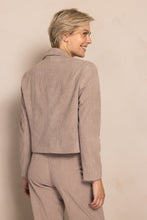 Lade das Bild in den Galerie-Viewer, Kurzer Cordblazer in taupe, Wunderwerk Oldenburg
