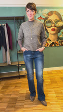 Laden und Abspielen von Videos im Galerie-Viewer, 57Tiana Jeans
