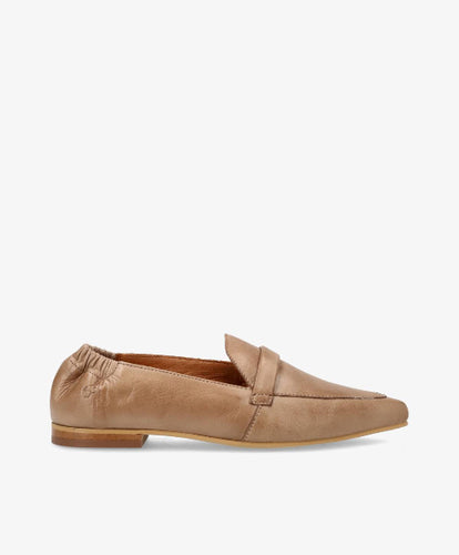 spitzer Slipper shoedesign wunderwerk oldenburg1